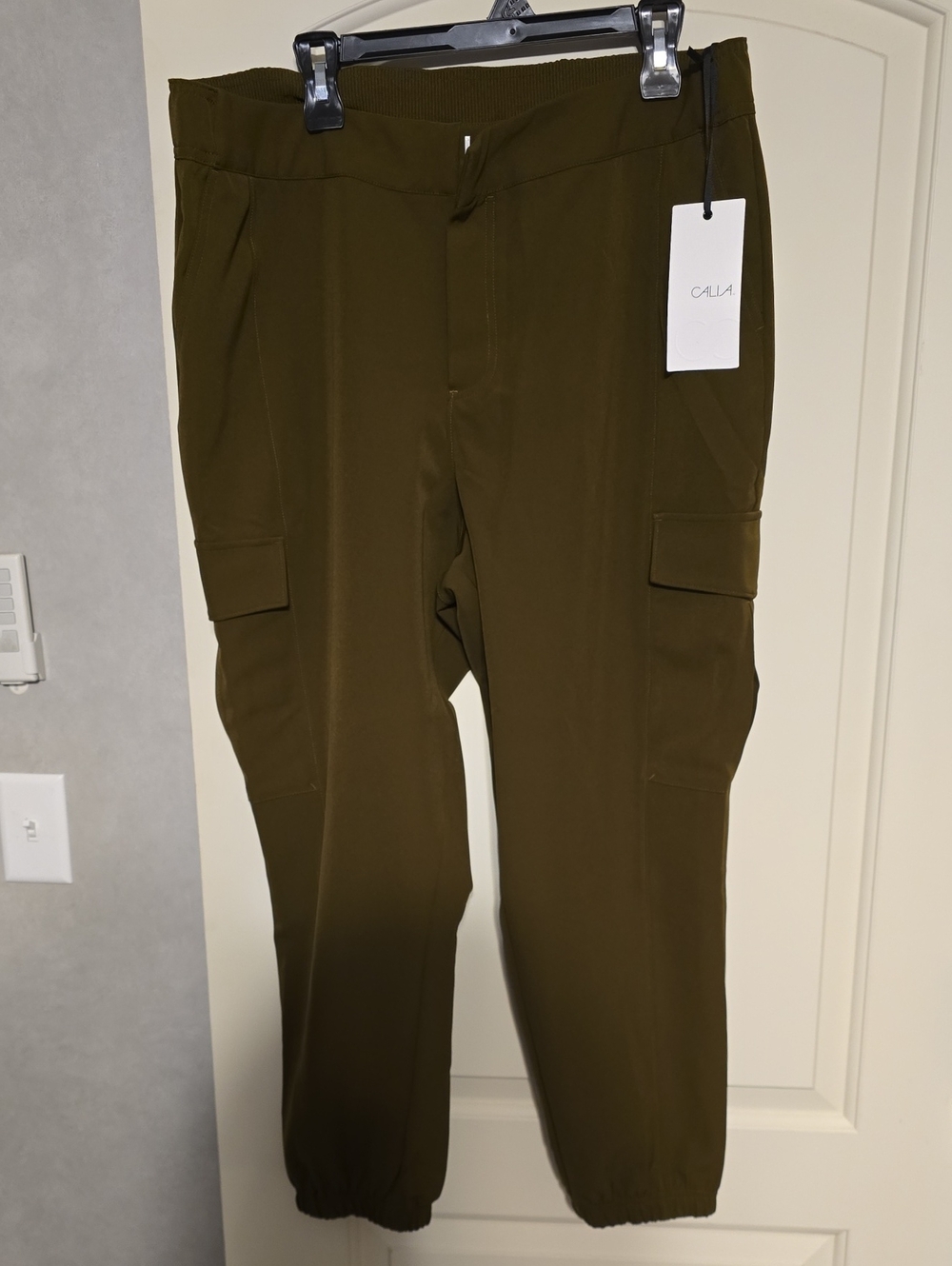 Calia Olive Cargo Women's Joggers NWT